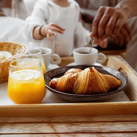 Riviera Marriott La Porte De Monaco 4*