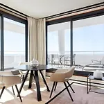 Riviera Marriott La Porte De Monaco Hotel