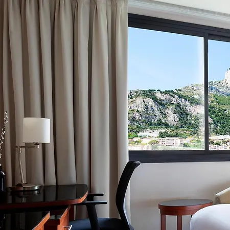 Riviera Marriott La Porte De Monaco Hotel