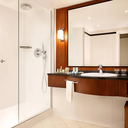 Riviera Marriott La Porte De Monaco מלון קאפ ד'איי