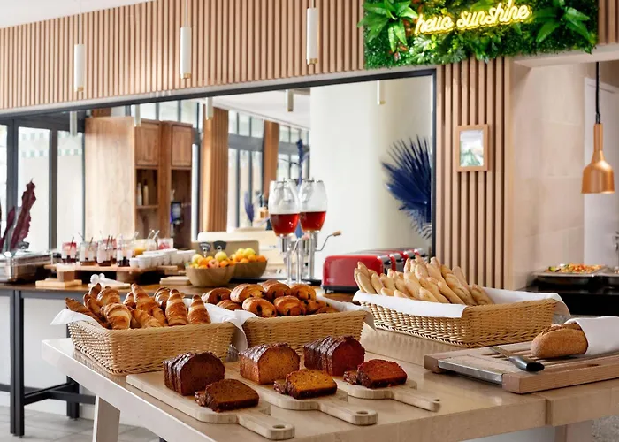 Riviera Marriott La Porte De Monaco Otel