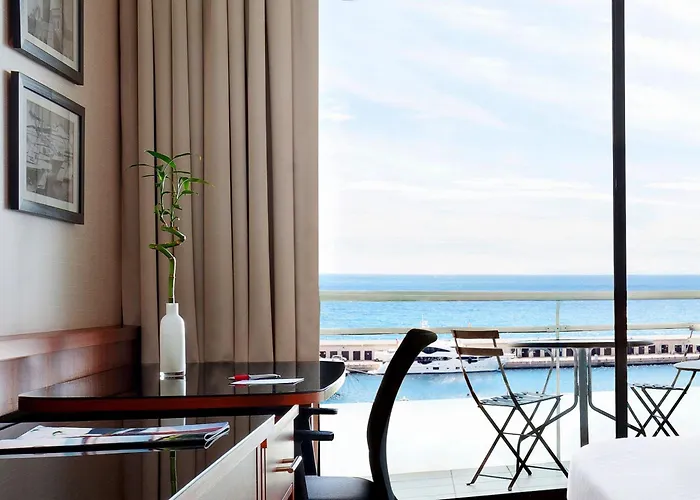 Riviera Marriott La Porte De Monaco 4*