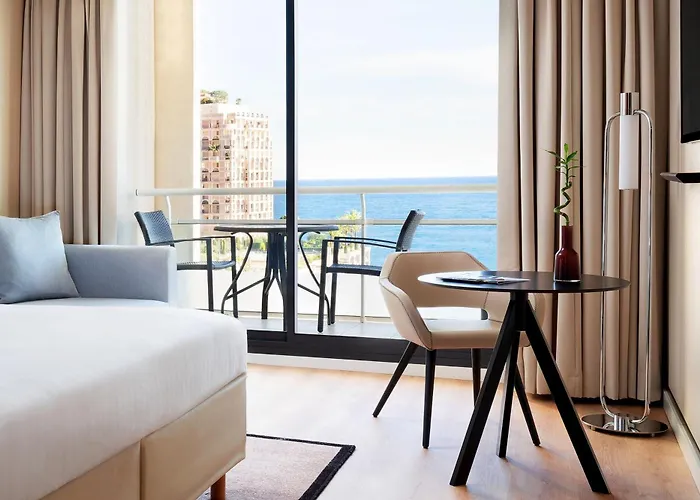 Riviera Marriott La Porte De Monaco Otel